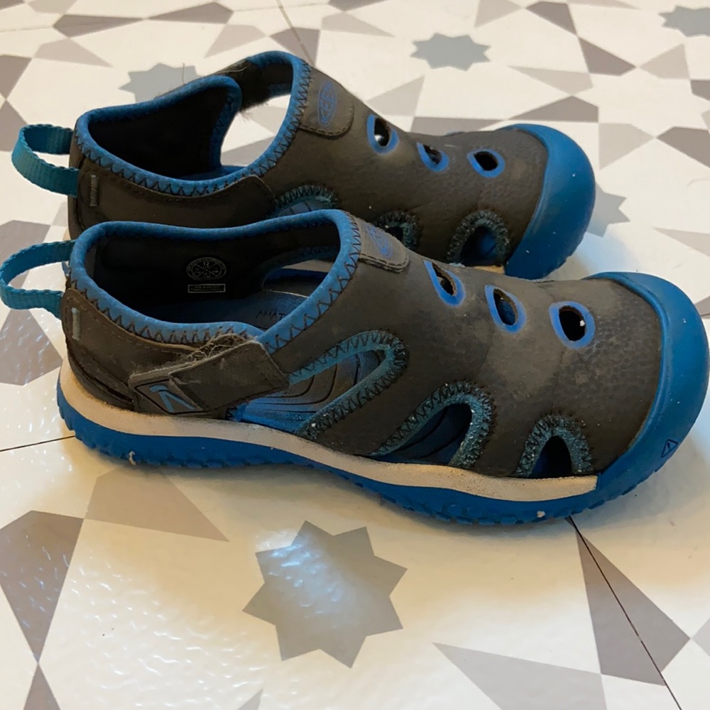 Keens Kids Stingray Sandals